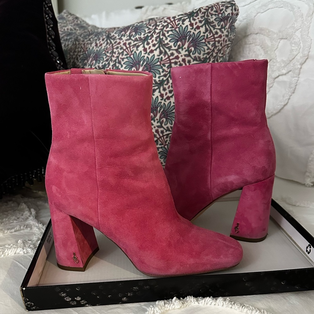 NWOT Sam Edelman Sold Out Codie Pink Suede Boots